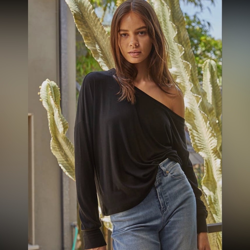 Super soft ribbed long sleeve drape top off the shoulder relaxed oversized baggy